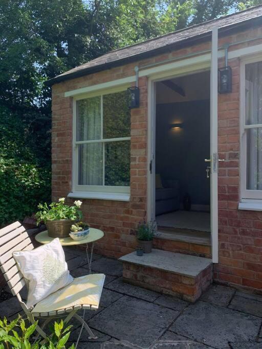 Beautiful Georgian Cottage Within A Private Walled Garden Oakham Dış mekan fotoğraf