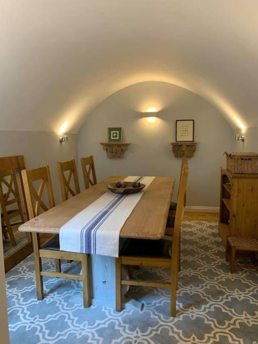 Beautiful Georgian Cottage Within A Private Walled Garden Oakham Dış mekan fotoğraf
