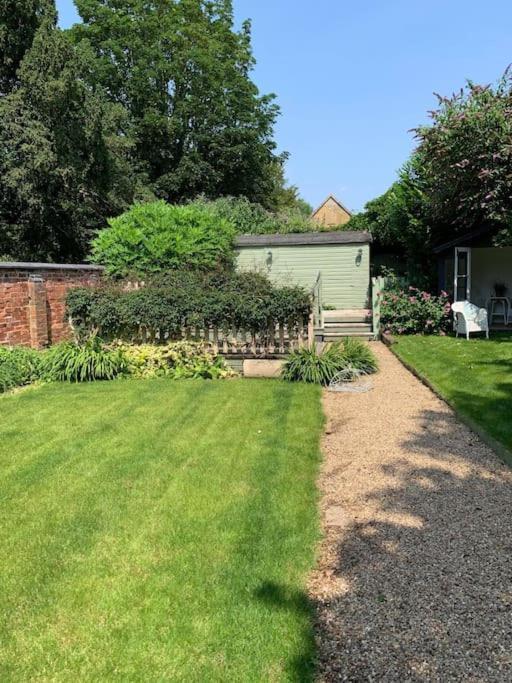Beautiful Georgian Cottage Within A Private Walled Garden Oakham Dış mekan fotoğraf